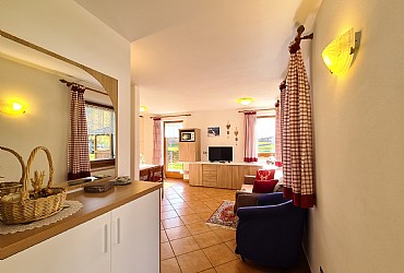 Apartment in San Giovanni di Fassa - Pozza - Sas da le Doudesc - Photo ID 9578