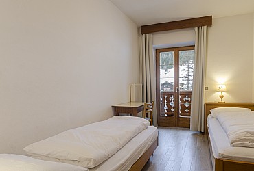 Bytě - San Giovanni di Fassa - Pozza - Appartamento N. 4 - Photo ID 9734