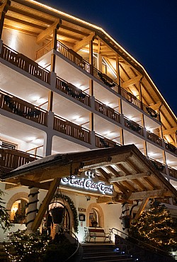 4 stars Superior Hotels in Canazei (****S) in Canazei - Winter - Photo ID 388