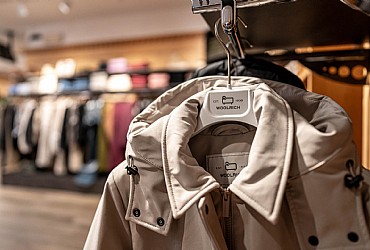 Clothing stores in Moena - External - Photo ID 1591