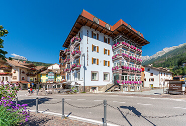 Hotel 3 stelle S a Moena - Esterne - ID foto 1692
