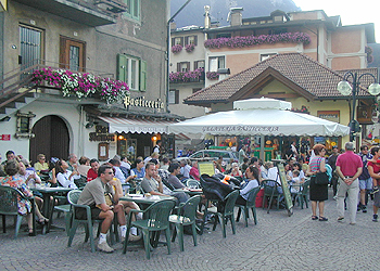 Restaurants, bars and pizzerias in Moena - Gallery - Photo ID 624