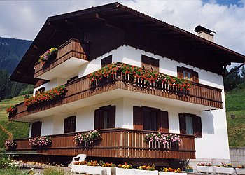 Ferienwohnungen Moena: Ciasa Lorenz - Annita Iellici