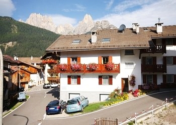 Apartamenty San Giovanni di Fassa - Pozza: Ciasa Piz - Bruno Florian