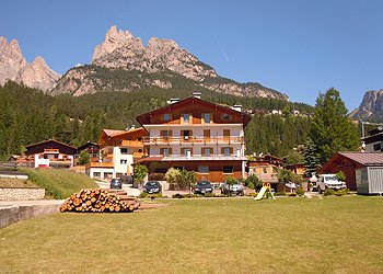 Wohnung - San Giovanni di Fassa - Pera - Garten - Photo ID 1179