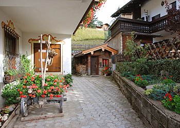 Apartment in Moena - Garden - Photo ID 1228