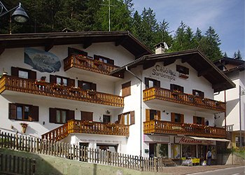 Ferienwohnungen Canazei: Cèsa Soracrepa - Nicoletta Soracreppa