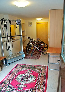 Appartamento a San Giovanni di Fassa - Pozza. Deposito sci e bici