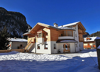 Apartment in Canazei. Cèsa Dolomite is a new building opened in 2012.

The distance from the center of Canazei and the playground is 200 meters away from the ski lifts and the Belvedere-Colrodella Sellaronda 500 meters.

In winter the ski bus stop is just 20 meters from apartment.

IN THE SUMMER for our guests we have the FASSA CARD card that allows special discounts on ski lifts, adventure parks, museums, excursions with mountain guides, reduction on 'purchase of PANORAMAPASS.

Included in the price:
-Bed linen, towels and cleaning at end of stay
-Connection wifi
-Private outdoor parking (for each apartment has a parking space in the garage)
-For younger guests on request cots and high chairs
-In the summer, available free mountain bike

VISIT WEB SITE www.cesadolomia.com
