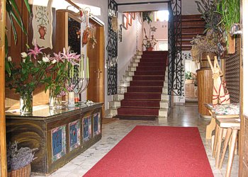 Appartamento a Moena. Ingresso.