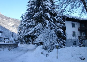 Bytě - Campitello di Fassa - Zvenčí - v zimě - Photo ID 1755