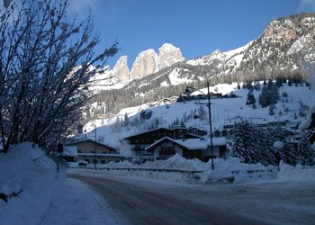 Appartamento a Campitello di Fassa. Ben 3 promozioni per rendere unica la vostra vacanza in Val di Fassa
 Non perdete l'occasione per trascorrere le vostre vacanze nelle Dolomiti di Fassa a prezzi davvero vantaggiosi, grazie alle promozioni Dolomiti Superski