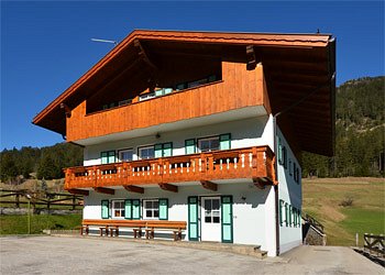 Case con appartamenti San Giovanni di Fassa - Pozza: Vittorio Ghetta