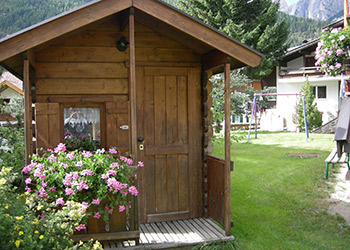 Appartamento a San Giovanni di Fassa - Pozza. Casetta e giochi per bambini