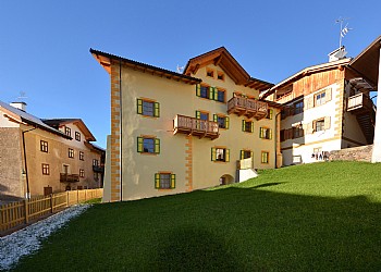 Apartments Moena: Sorelle Pettena