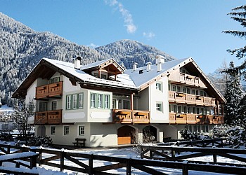 Residence - San Giovanni di Fassa - Pozza - Außenansicht Winter - Photo ID 2009