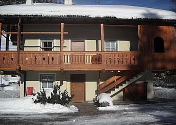 Ubytovna - San Giovanni di Fassa - Pozza - Zvenčí - v zimě - Photo ID 2011