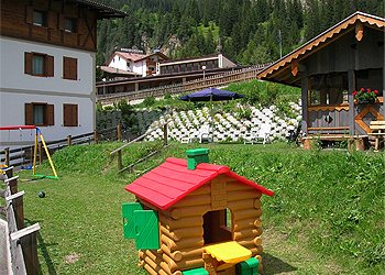 Apartment in Canazei - Garden - Photo ID 213