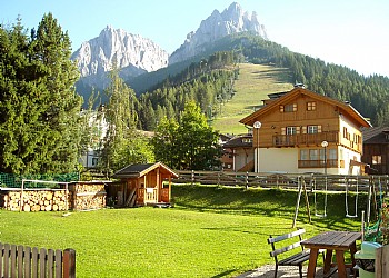 Appartamento a San Giovanni di Fassa - Pozza - Giardino - ID foto 2134