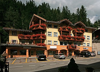 Appartamento a Canazei - Esterne - ID foto 2136