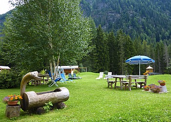 Appartamento a Campitello di Fassa - Giardino - ID foto 2145