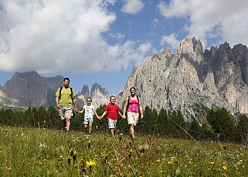 Centro Escursioni Catinaccio Rosengarten - 