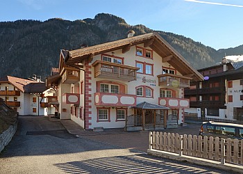 Residence - Campitello di Fassa - Außenansicht Winter - Photo ID 2296