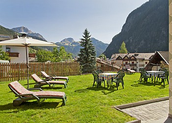 Appartamento a Campitello di Fassa - Giardino - ID foto 2337
