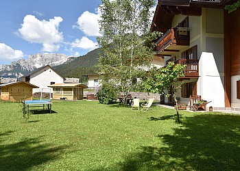 Apartment in Campitello di Fassa - Garden - Photo ID 2429