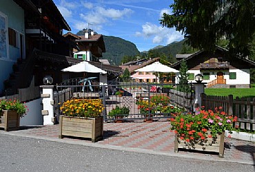 Bytě - Canazei - Zvenčí - v létě - Photo ID 2531