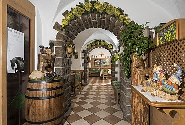 Ristorante Pizzeria La Grotta - 