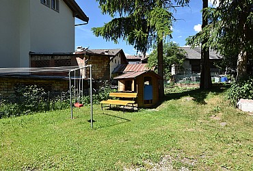Apartment in Campitello di Fassa - Garden - Photo ID 2628