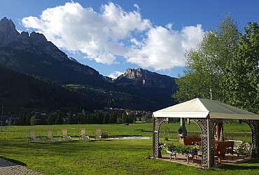 Appartamento a San Giovanni di Fassa - Pozza - Giardino - ID foto 2641