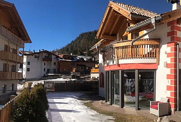 Wohnung - San Giovanni di Fassa - Pera - Außenansicht Winter - Photo ID 2752