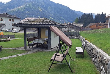 Apartment in Soraga di Fassa - Garden - Photo ID 2917