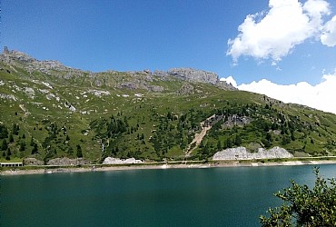 Appartamento a Penia di Canazei. Lago di Fedaia