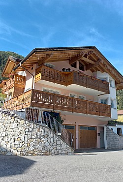 Wohnung - San Giovanni di Fassa - Pozza - Außenansicht Sommer - Photo ID 3117