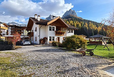 Apartmaji San Giovanni di Fassa - Pozza: Angelo Barbolini