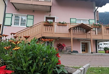 Apartment in Mazzin-fraz. Fontanazzo - Summer - Photo ID 3268