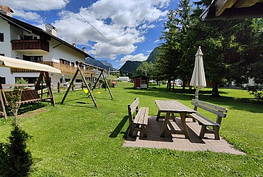 Apartment in San Giovanni di Fassa - Pera - Garden - Photo ID 3372