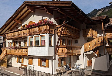 Case con appartamenti Campitello di Fassa: Cèsa de Rich - Giuseppe Depaul