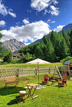 Apartment in Canazei - Garden - Photo ID 3476