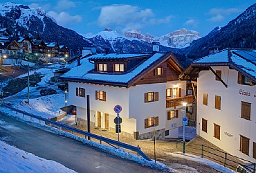 Case con appartamenti San Giovanni di Fassa -  Muncion: El Tobià Mountain Apartments - Pio Vian
