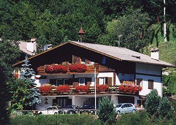 Case con appartamenti Moena: Villa Mantina - Claudia e Sandra Iellici