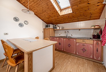 Apartment in Canazei - 9 Rosa di macchia - Photo ID 10148