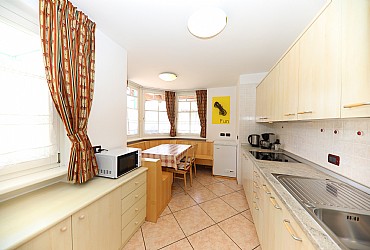 Apartment in Mazzin - Fraz. Campestrin - App.to Aisciuda - Photo ID 10337