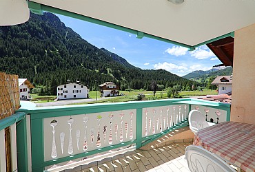 Apartment in Mazzin - Fraz. Campestrin - App.to Aisciuda - Photo ID 10339