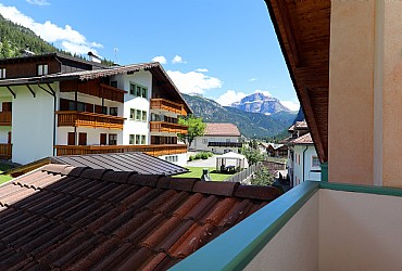 Apartment in Mazzin - Fraz. Campestrin - App.to Uton - Photo ID 10363