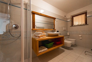 Majon Ladina - 