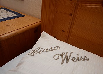 Appartamento a San Giovanni di Fassa - Vigo. Per coccolare e rendere più speciale la vostra vacanza abbiamo personalizzato i copripiumoni.